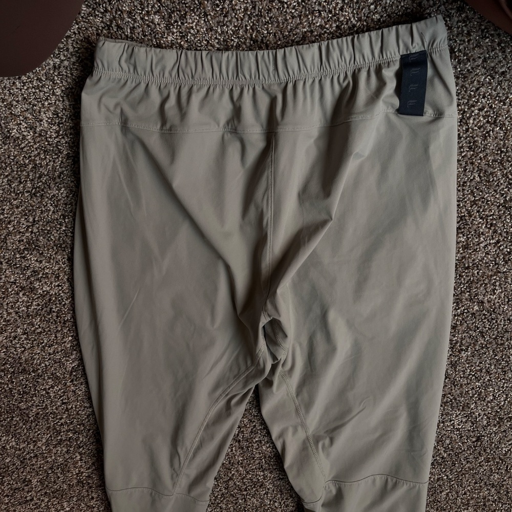 Fabletics The One Jogger Track Pants - Picture 9 of 9